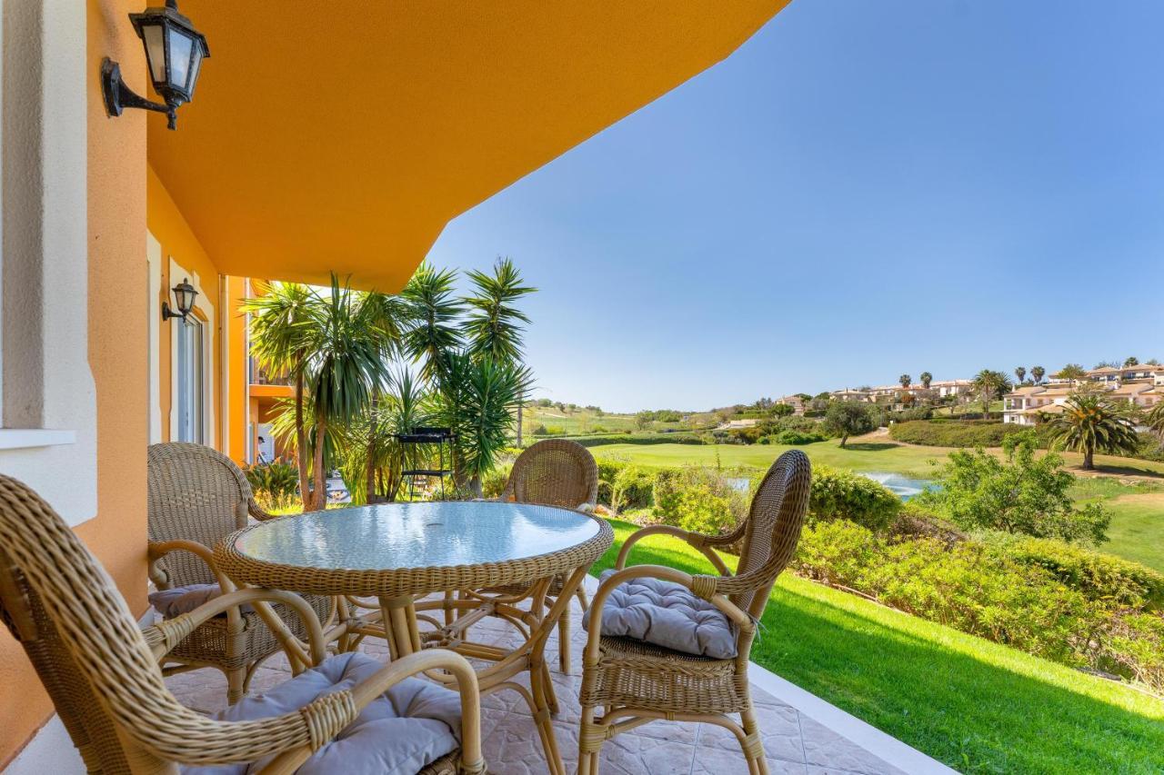 Apartment Lakeview Paradise By Lovelystay